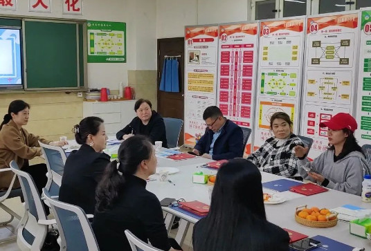 “家校同心聚合力,共赴成長繪藍圖”——中學部召開2023-2024學年下期新學期家校共育工作會