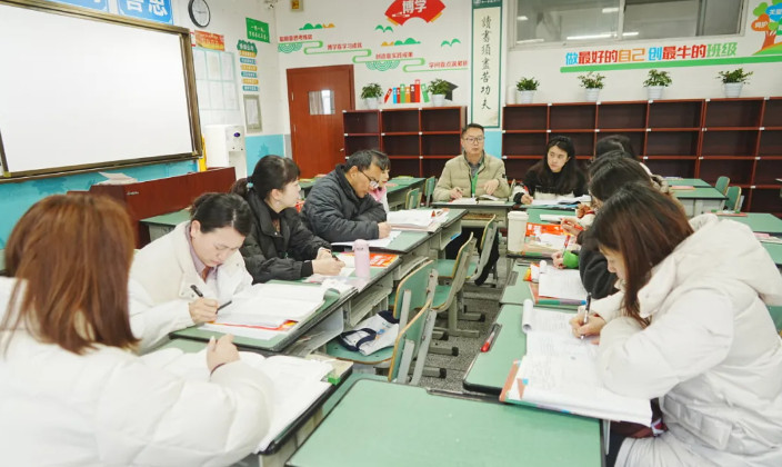 042917-5996.jpg 2025-04-29_100145.jpg